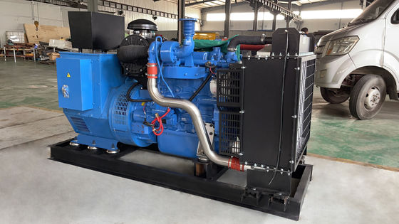 125kva 100kw generador diesel silencioso Conjunto con unidad compacta tamaño de 2300*800*1300mm